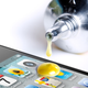 Illustration for article titled Apple Support Says iPhone 4 Yellow Tint Problem Is "Residue From Manufacturing"